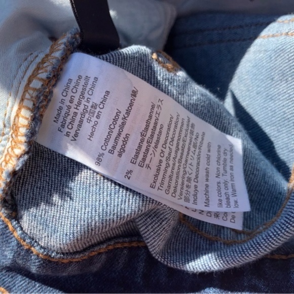 Madewell Tapered Jeans in Bellclaire Wash High Rise 26 Crop Length Blue - Picture 8 of 9